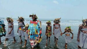 Peuple Batanga La Mer, socle de spiritualité et mamelle nourricière
